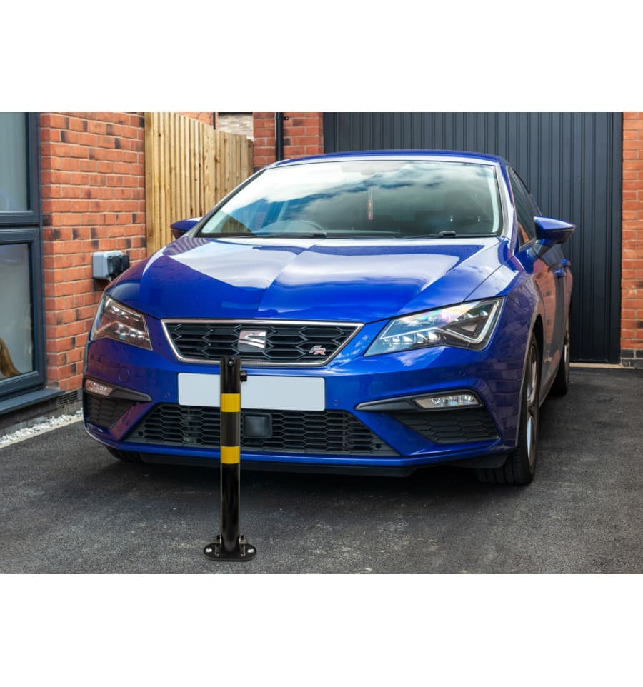 610 Black Fold Down Parking Post with Yellow Reflective Bands 2